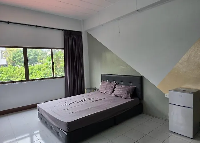 Hotel Srinn House, 3*