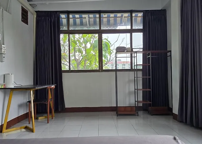 Srinn House, Hotel 3*