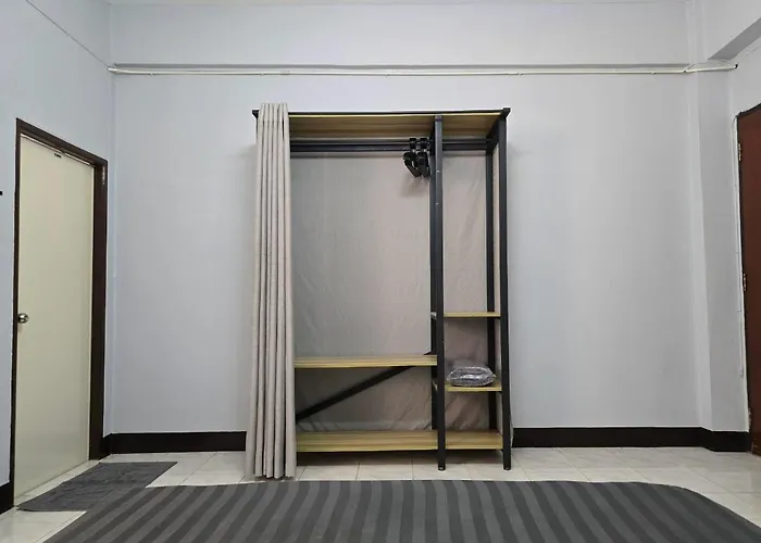 Hotel Srinn House,