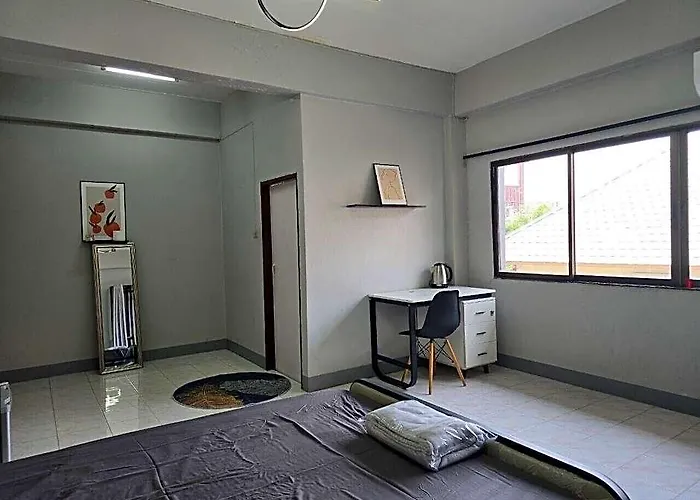 Hotel Srinn House, 3*